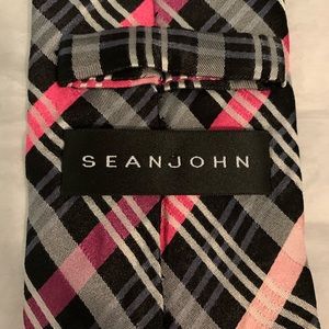 Sean John 100% silk tie
